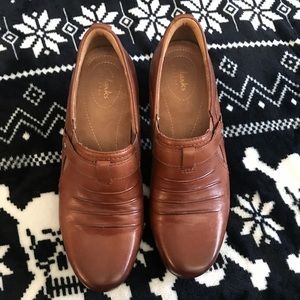 Clarks artisan leather ankle booties